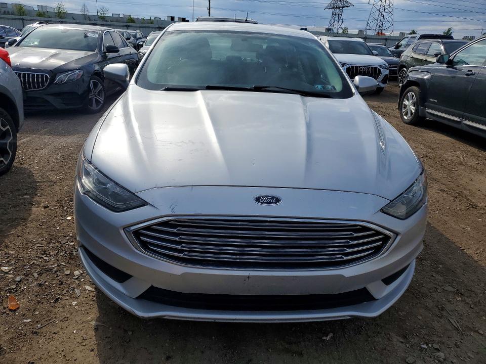 Photo 5 from auction – 2017 FORD FUSION with VIN 3FA6P0LU5HR270931