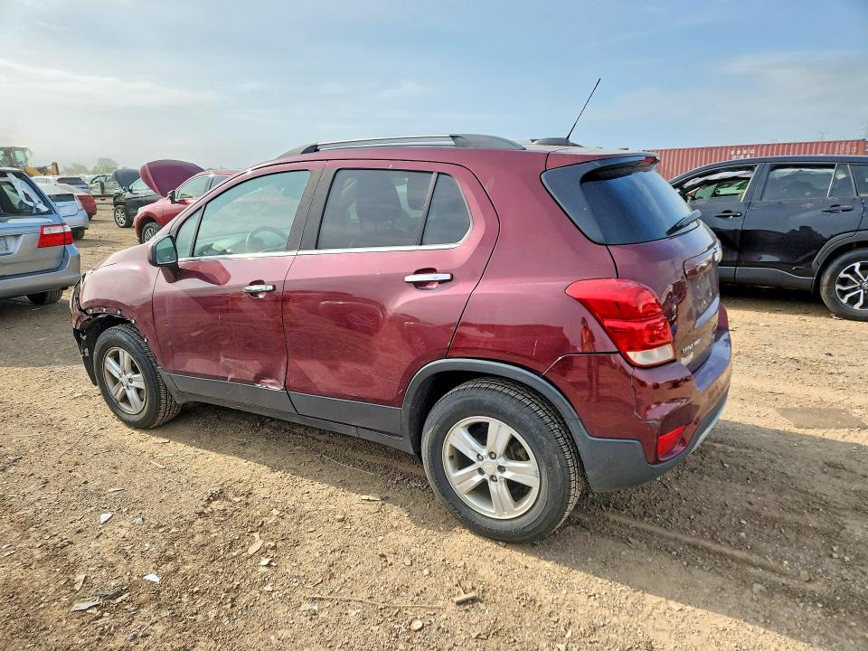 Photo 2 from auction – 2017 CHEVROLET TRAX with VIN 3GNCJPSB6HL265013