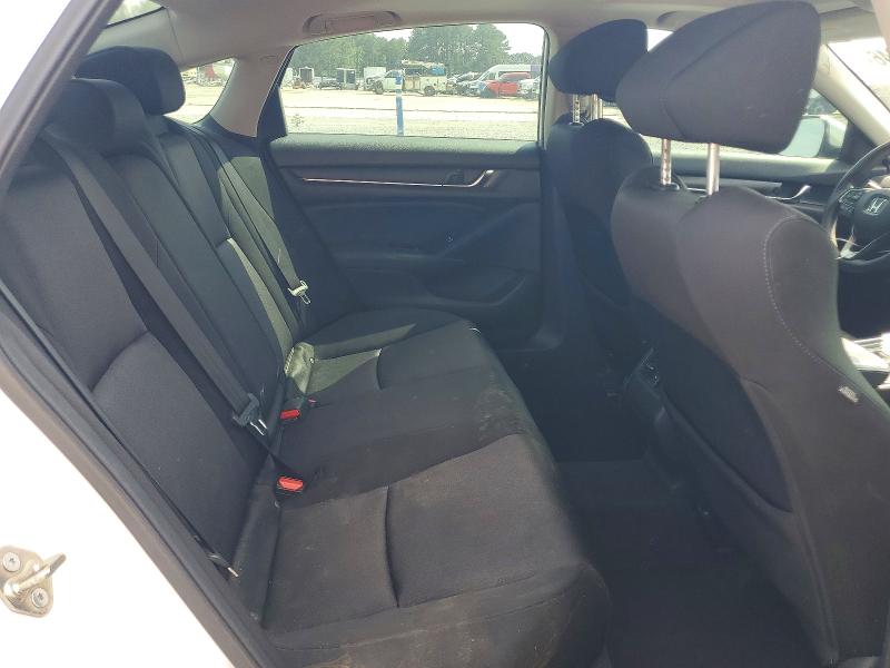 Photo 10 from auction – 2018 HONDA ACCORD with VIN 1HGCV1F44JA055322