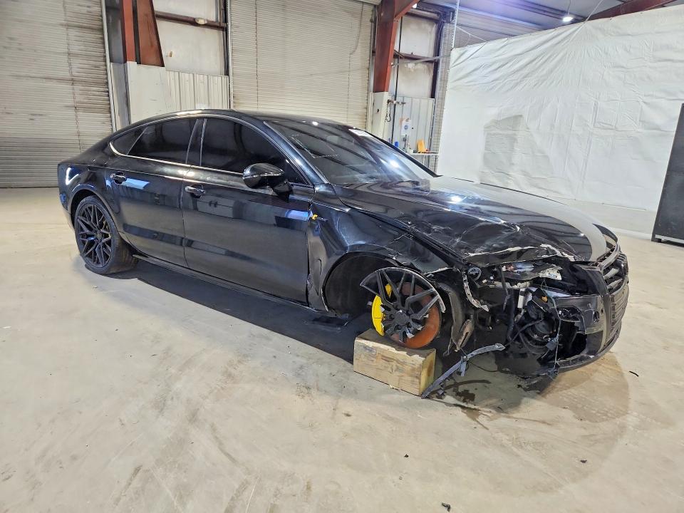 Foto 4 de la subasta – 2015 AUDI A7 con VIN WAUWGAFC9FN004747