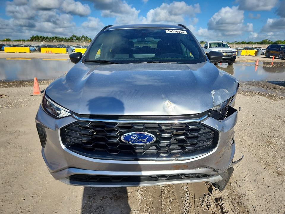 Photo 5 from auction – 2023 FORD ESCAPE with VIN 1FMCU0MN6PUB21833