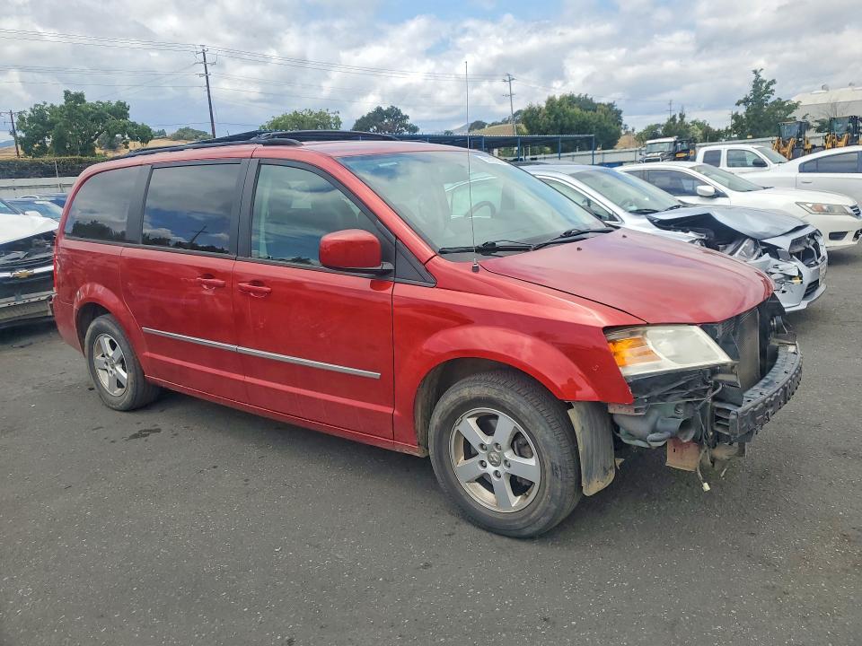 Photo 4 from auction – 2010 DODGE GRAND CARAVAN with VIN 2D4RN5D12AR135712