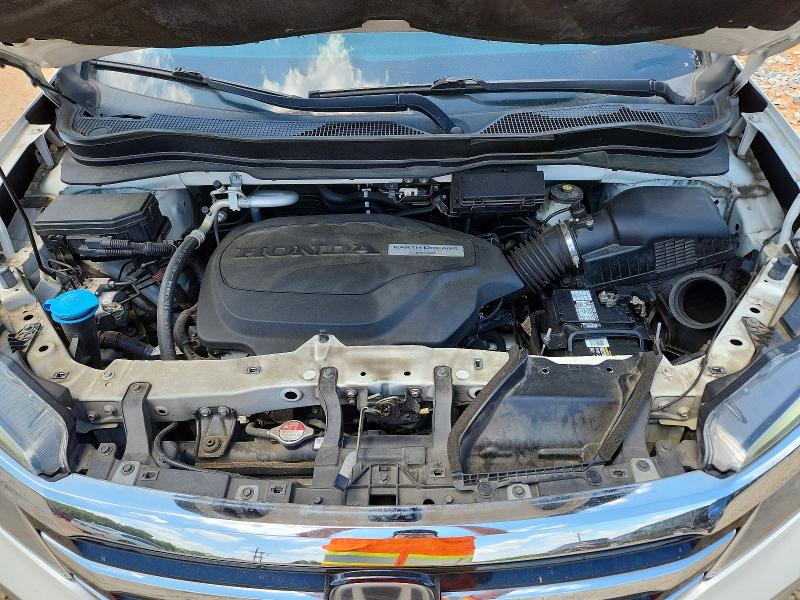 Photo 12 from auction – 2016 HONDA PILOT with VIN 5FNYF5H93GB051389