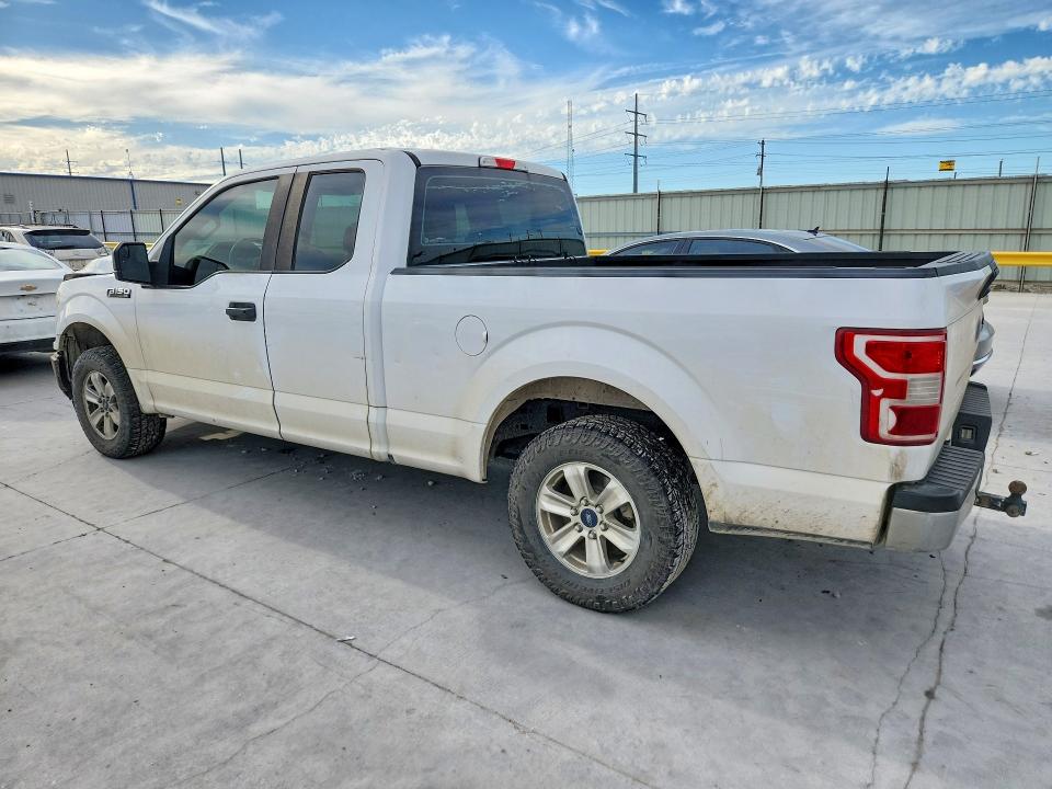 Photo 2 from auction – 2019 FORD F150 with VIN 1FTEX1CB3KKD32820
