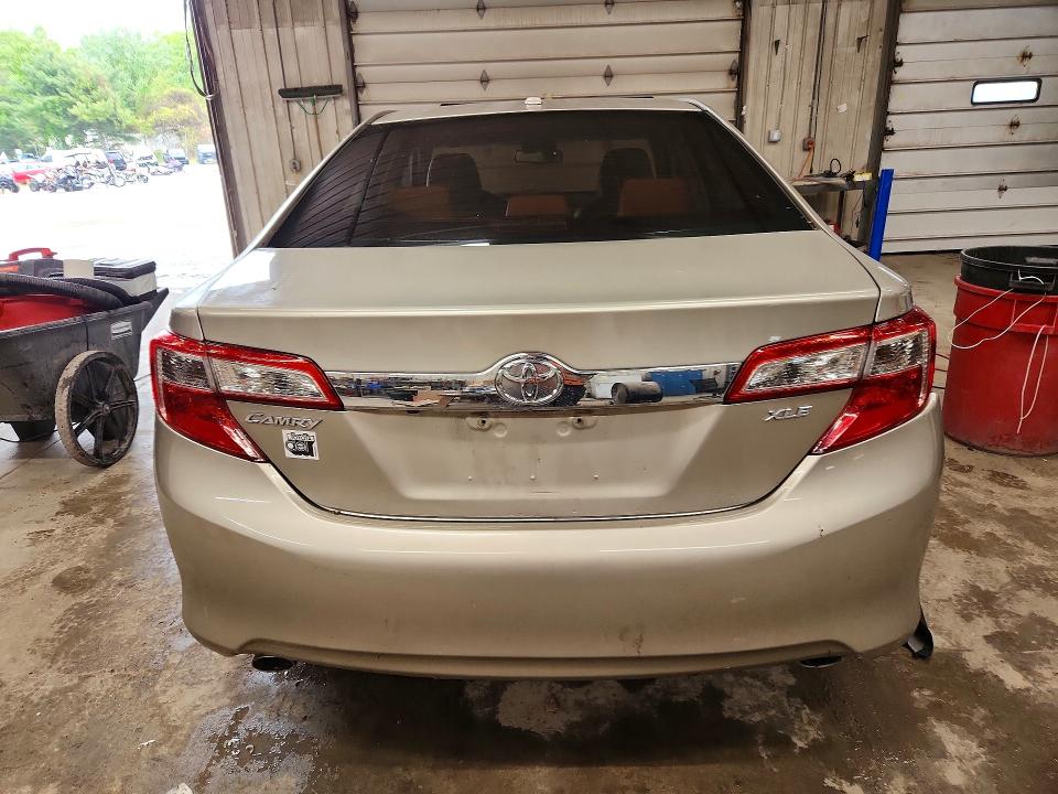 Photo 6 from auction – 2014 TOYOTA CAMRY with VIN 4T1BK1FK8EU027590