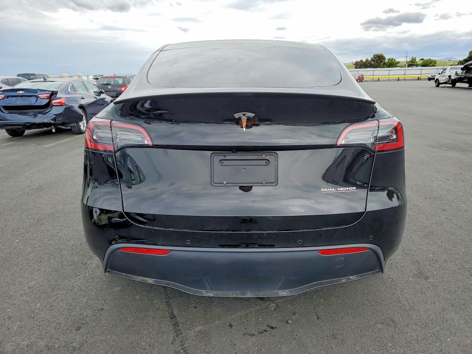 Photo 6 from auction – 2022 TESLA MODEL Y with VIN 7SAYGDEF0NF484797
