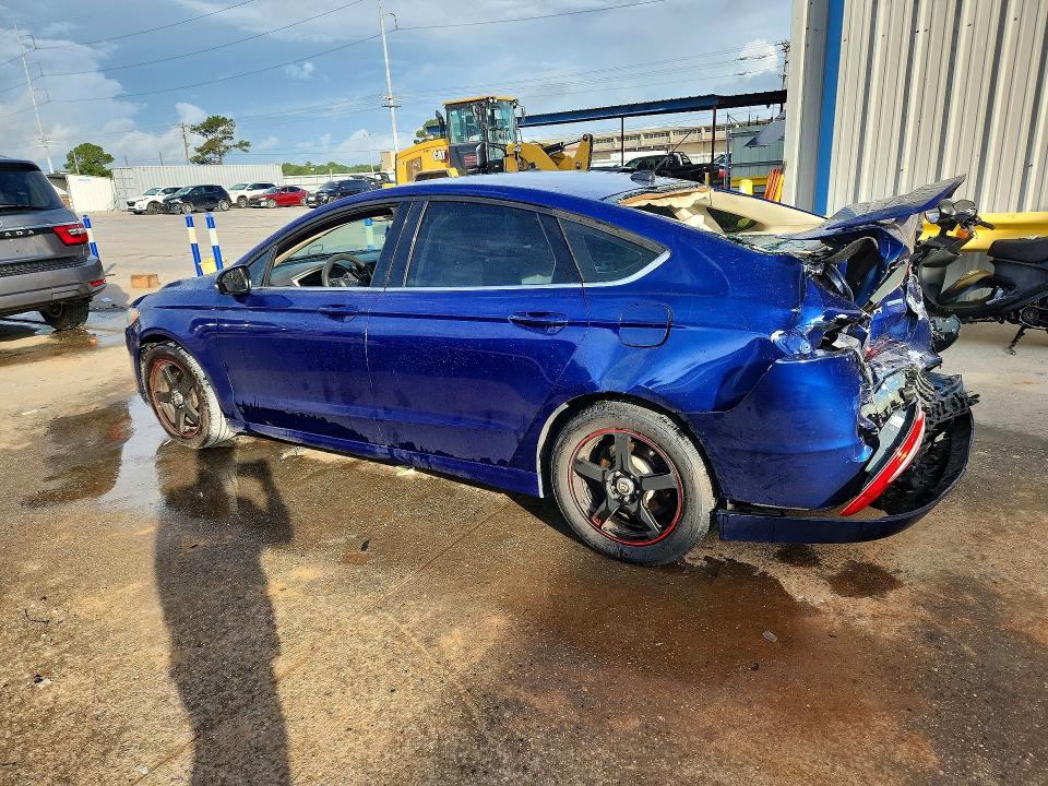 Photo 2 from auction – 2013 FORD FUSION with VIN 3FA6P0H74DR137087