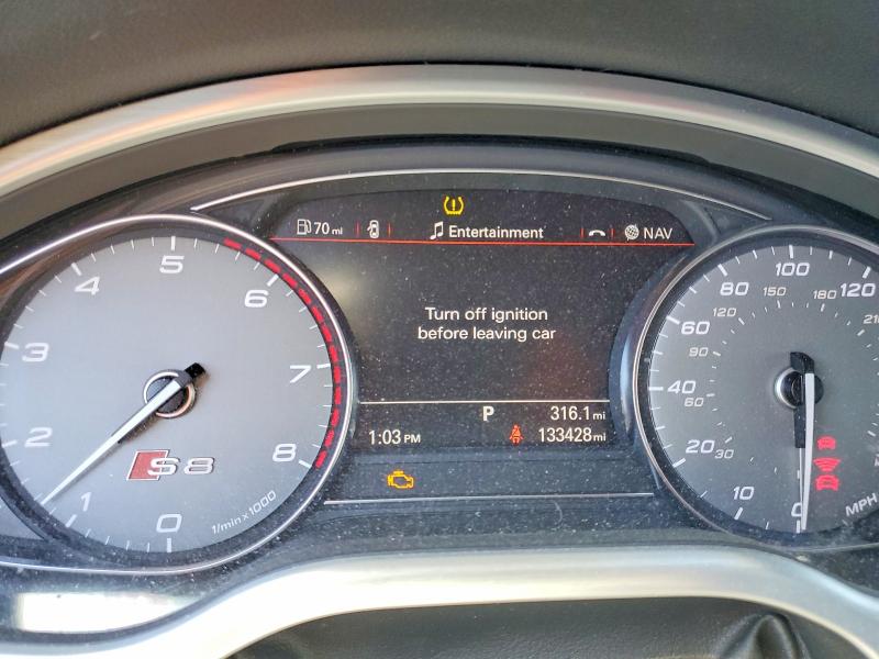 Photo 9 from auction – 2013 AUDI S8 with VIN WAUD2AFD7DN029657