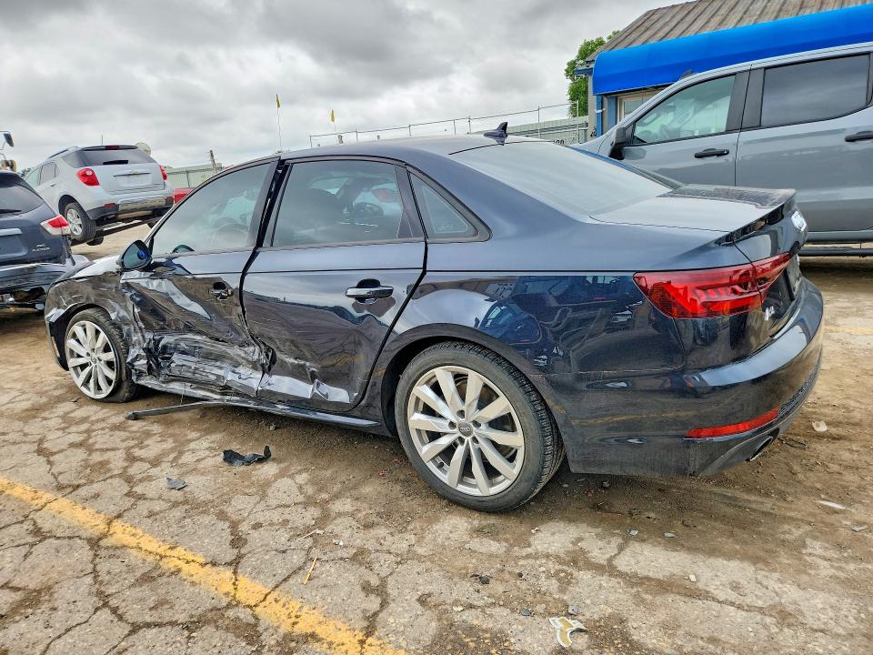 Photo 2 from auction – 2018 AUDI A4 with VIN WAUKMAF41JA076204