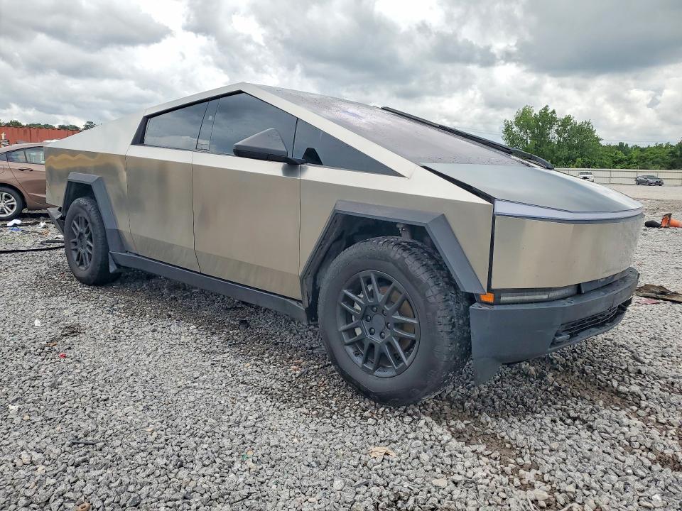 Фото 4 с аукциона – 2025 TESLA CYBERTRUCK с VIN 7G2CEHED8SA061779