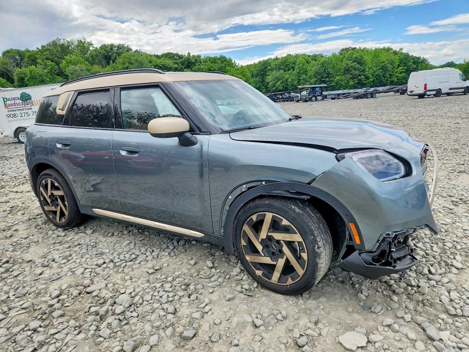 Photo 4 from auction – 2025 MINI COUNTRYMAN with VIN WMZ23GA09S7S88151