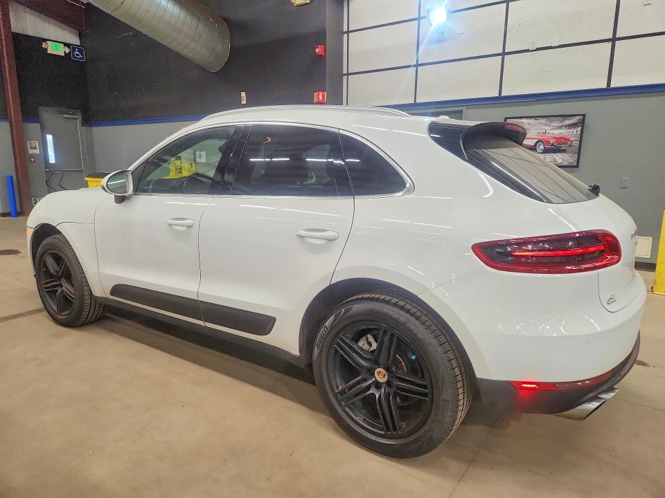 Photo 2 from auction – 2015 PORSCHE MACAN with VIN WP1AB2A57FLB55025