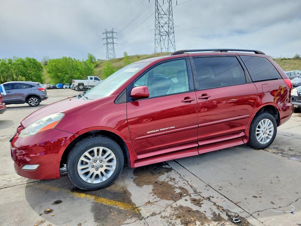 TOYOTA SIENNA 2008 with VIN 5TDZK22C68S140311 - Photo from auction