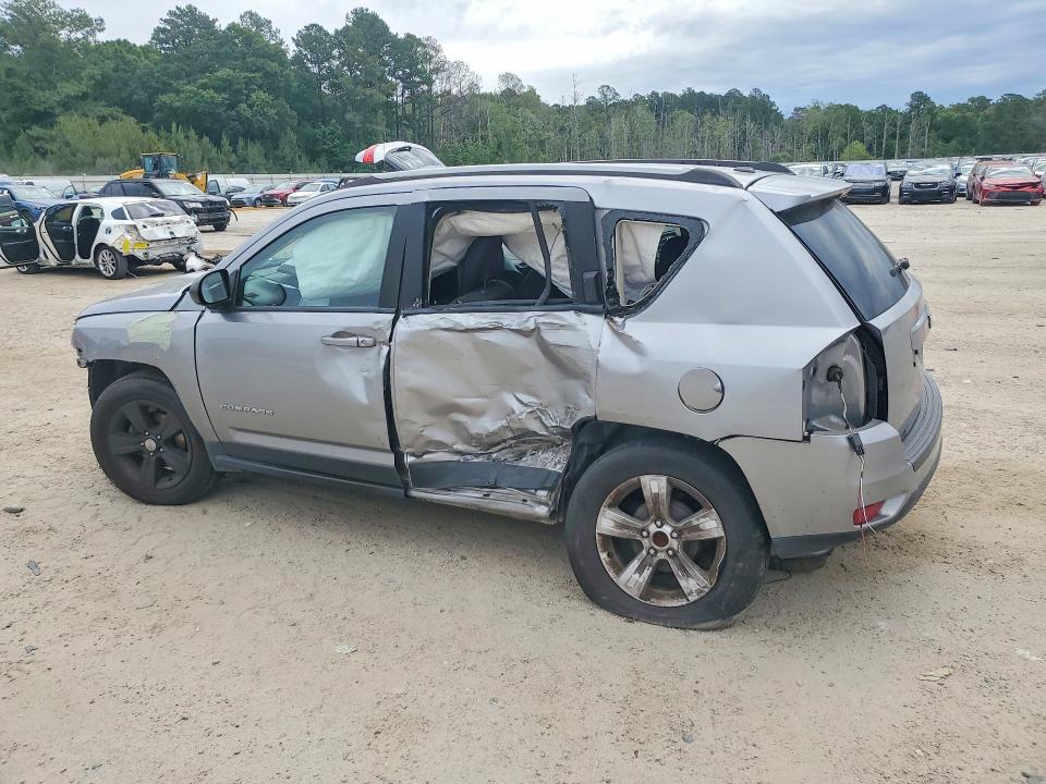 Photo 2 from auction – 2016 JEEP COMPASS with VIN 1C4NJCBA0GD743545