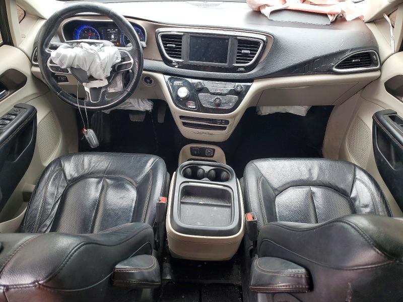 Photo 8 from auction – 2019 CHRYSLER PACIFICA with VIN 2C4RC1BG4KR731392