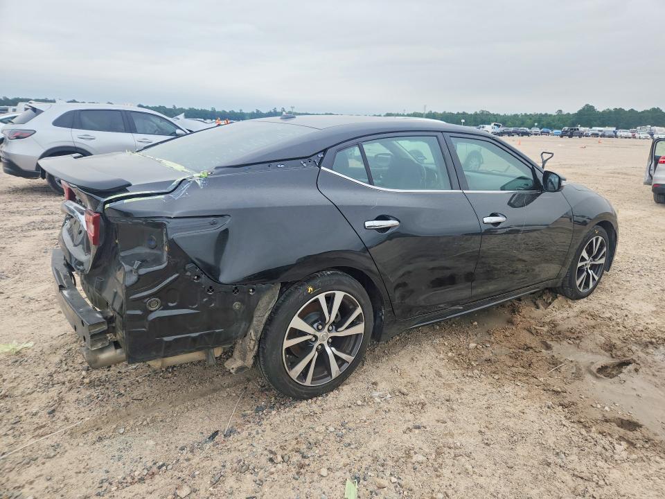 Photo 3 from auction – 2017 NISSAN MAXIMA with VIN 1N4AA6AP3HC418603