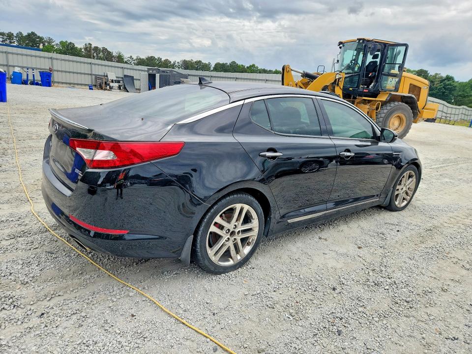 Photo 3 from auction – 2013 KIA OPTIMA with VIN 5XXGR4A63DG098864