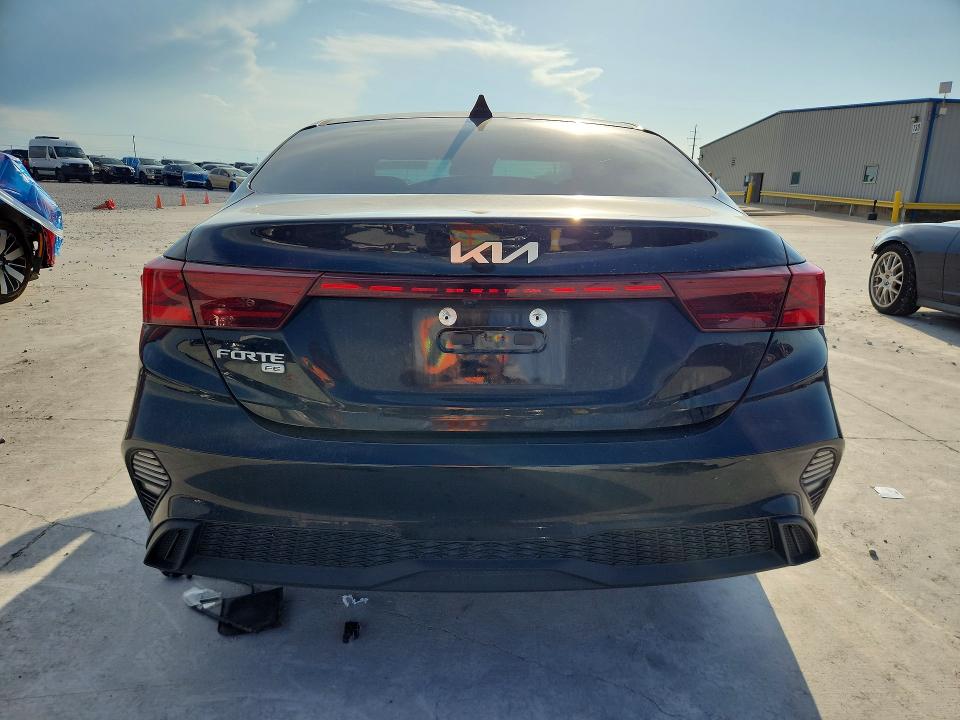 Photo 6 from auction – 2022 KIA FORTE with VIN 3KPF24AD4NE454098