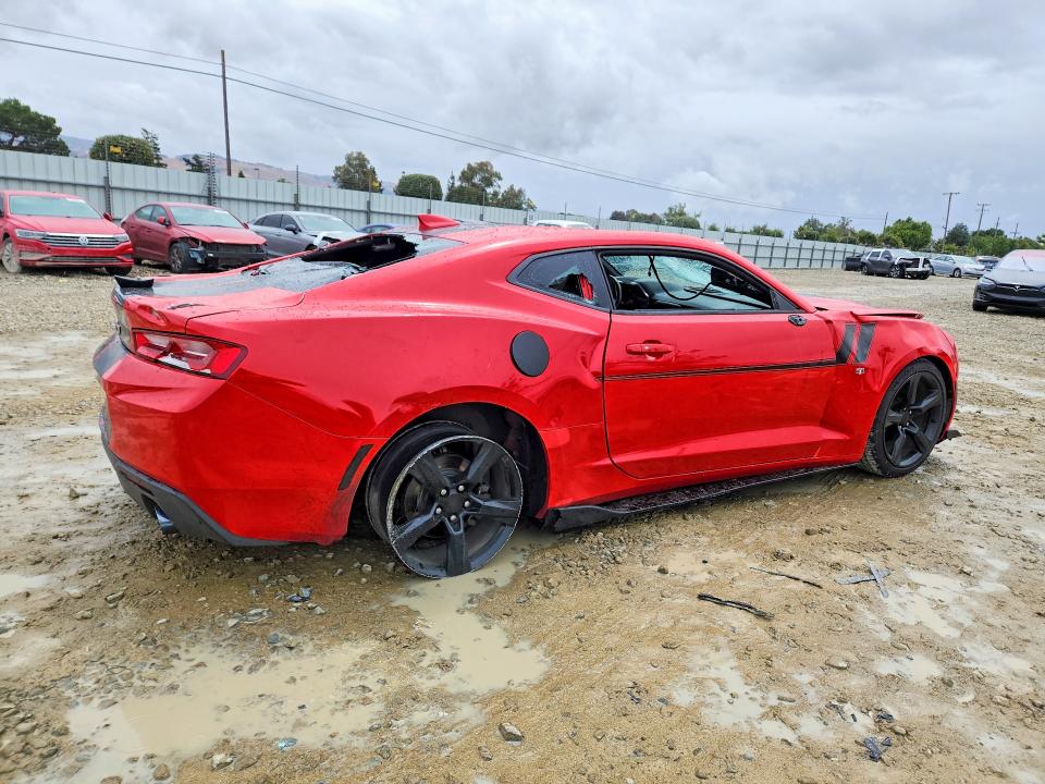 Photo 3 from auction – 2018 CHEVROLET CAMARO with VIN 1G1FB1RS0J0177401