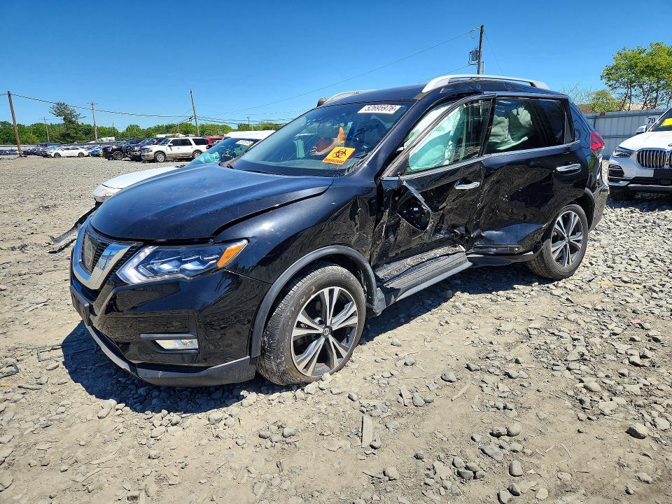 NISSAN ROGUE 2017 with VIN 5N1AT2MVXHC838152 - Photo from auction