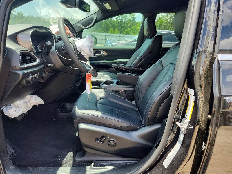 Photo 7 from auction – 2025 CHRYSLER VOYAGER with VIN 2C4RC1CG0SR587872