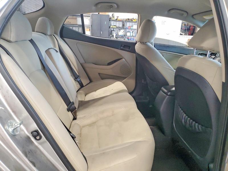 Photo 10 from auction – 2015 KIA OPTIMA with VIN KNAGM4A79F5528697
