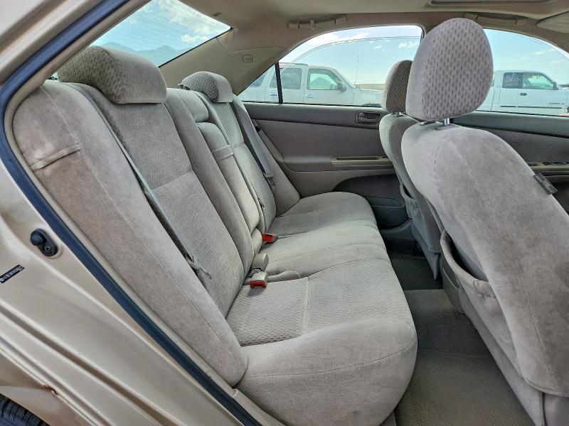 Photo 10 from auction – 2004 TOYOTA CAMRY with VIN 4T1BF30K34U580011