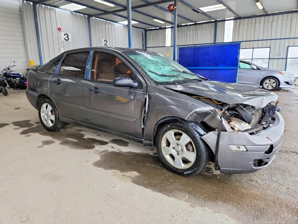 Photo 4 from auction – 2007 FORD FOCUS with VIN 1FAFP34N57W237156