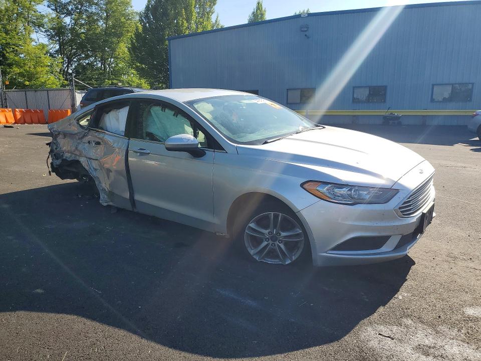 Photo 4 from auction – 2018 FORD FUSION with VIN 3FA6P0H70JR131346