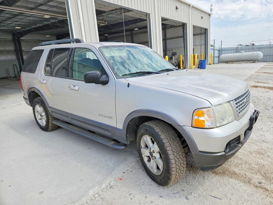 Photo 4 from auction – 2005 FORD EXPLORER with VIN 1FMDU73K45UA21425