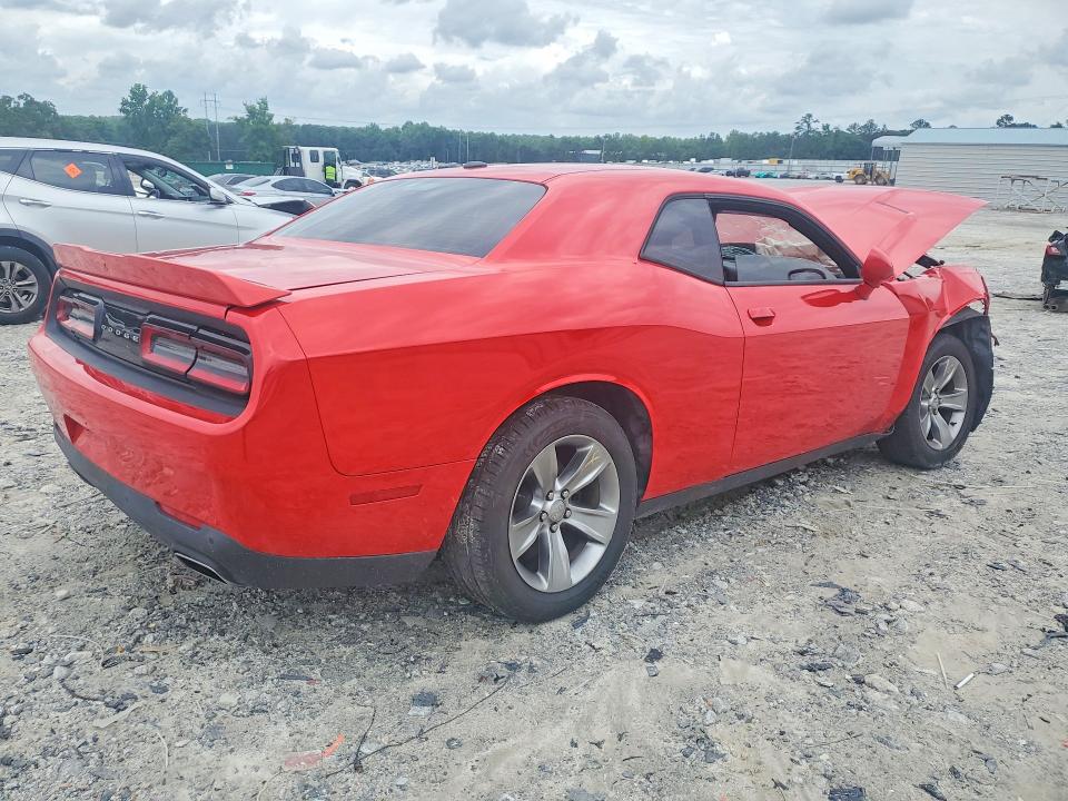 Photo 3 from auction – 2018 DODGE CHALLENGER with VIN 2C3CDZAG7JH116220