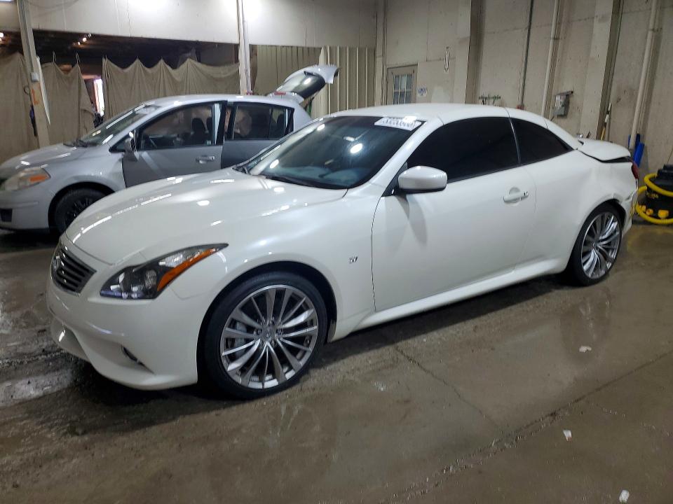 2015 INFINITI Q60 CONVERTIBLE - Търг №53253966