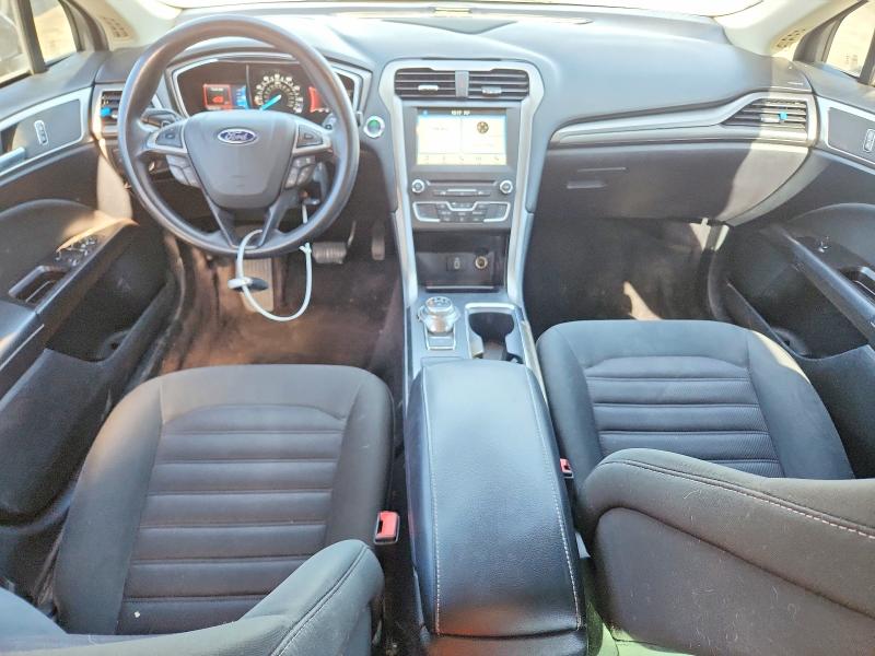 Photo 8 from auction – 2017 FORD FUSION with VIN 3FA6P0HD6HR313309