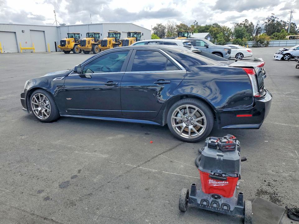 Zdjęcie 2 z aukcji – 2009 CADILLAC CTS-V z VIN 1G6DN57P490154875