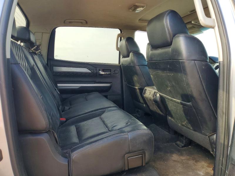 Photo 10 from auction – 2015 TOYOTA TUNDRA with VIN 5TFAW5F12FX476282