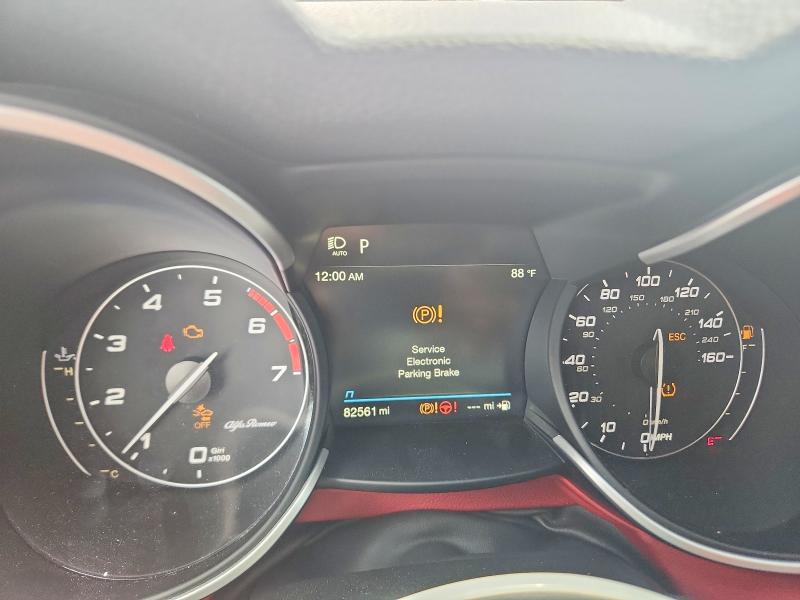 Photo 9 from auction – 2021 ALFA ROMEO STELVIO with VIN ZASPAJAN8M7C99804