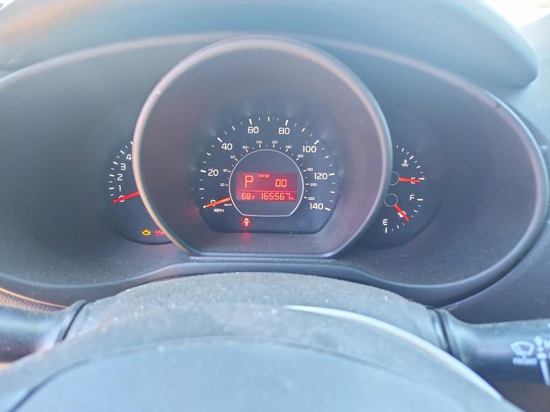 Photo 9 from auction – 2014 KIA SOUL with VIN KNDJP3A52E7051834