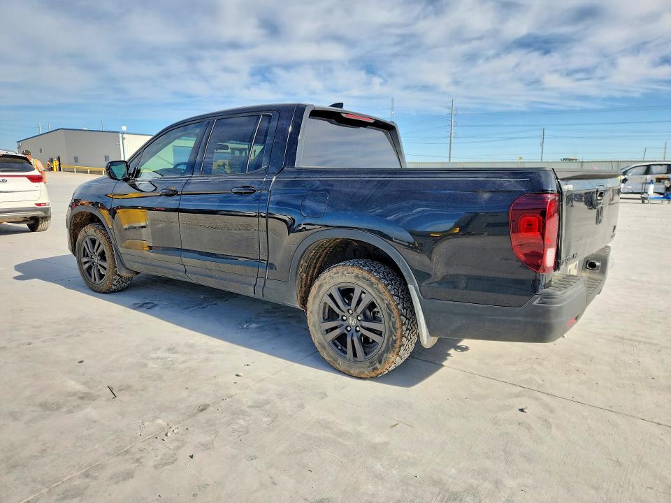 Photo 2 from auction – 2019 HONDA RIDGELINE with VIN 5FPYK3F12KB034757