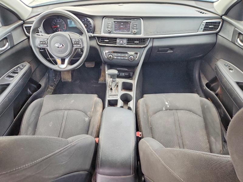 Photo 8 from auction – 2017 KIA OPTIMA with VIN 5XXGT4L36HG169369