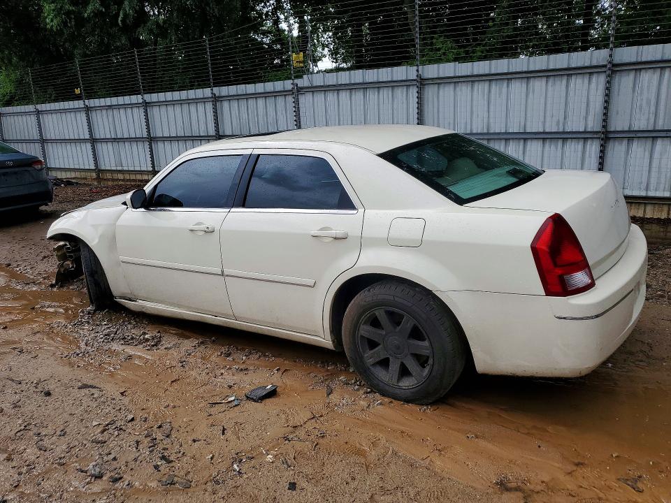 Photo 2 from auction – 2005 CHRYSLER 300 with VIN 2C3JA53G15H136121