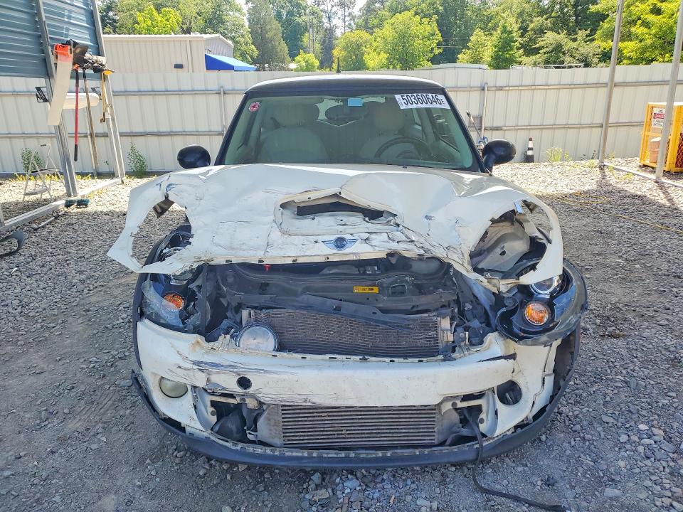 Photo 5 from auction – 2011 MINI COOPER with VIN WMWSV3C51BTY25031