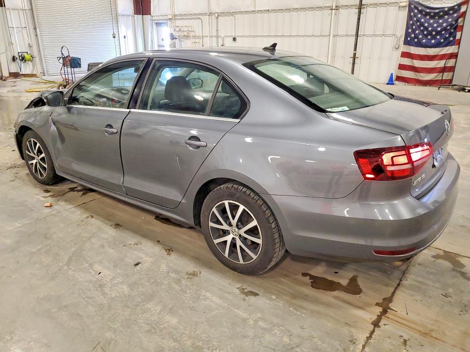 Photo 2 from auction – 2017 VOLKSWAGEN JETTA with VIN 3VWDB7AJ8HM391870