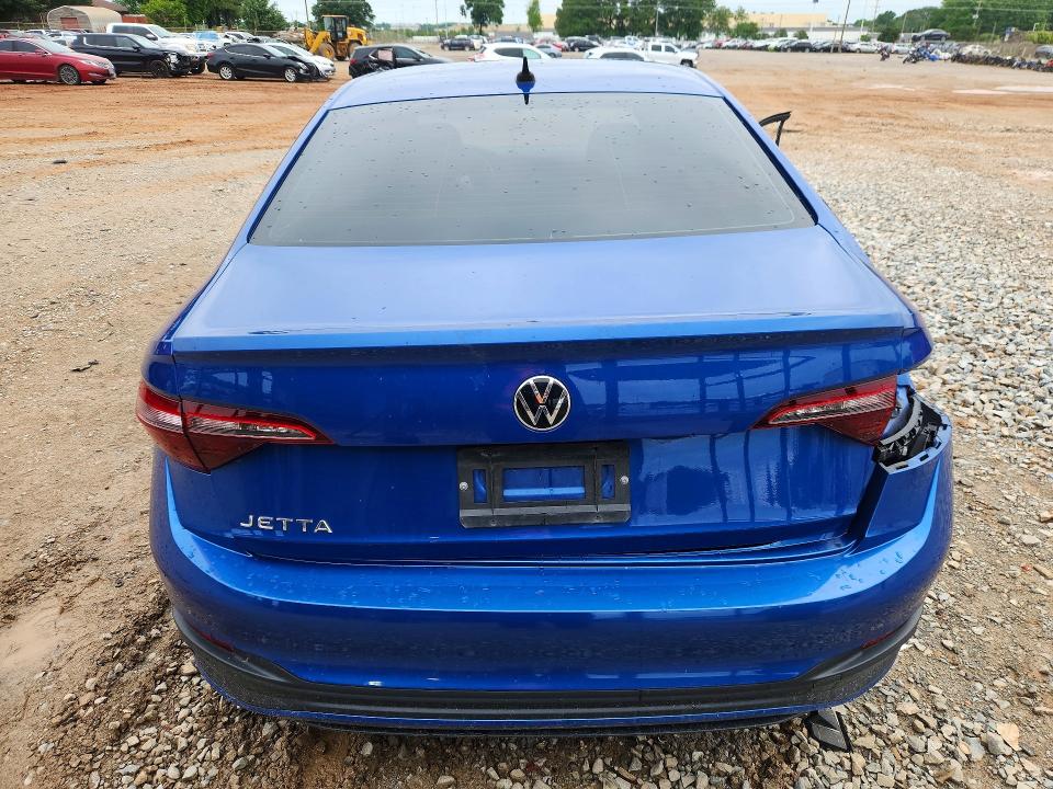 Photo 6 from auction – 2023 VOLKSWAGEN JETTA with VIN 3VWBM7BUXPM010741