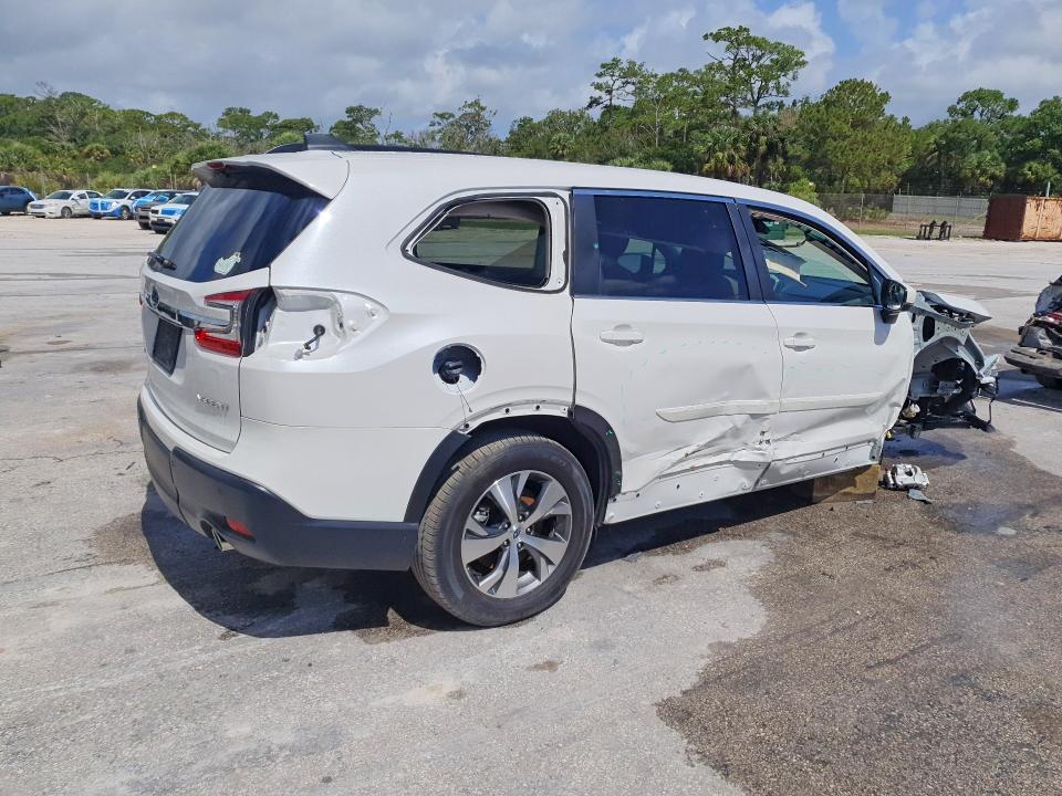 Photo 3 from auction – 2025 SUBARU ASCENT with VIN 4S4WMADD7S3437623