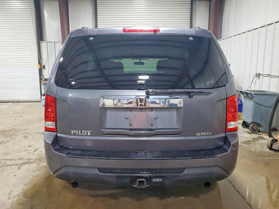 Photo 6 from auction – 2015 HONDA PILOT with VIN 5FNYF4H26FB076024