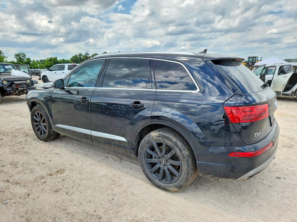 Photo 2 from auction – 2018 AUDI Q7 with VIN WA1VAAF77JD032994