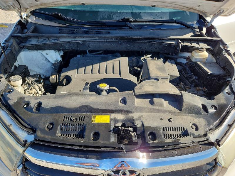 Photo 11 from auction – 2015 TOYOTA HIGHLANDER with VIN 5TDBKRFH5FS088098