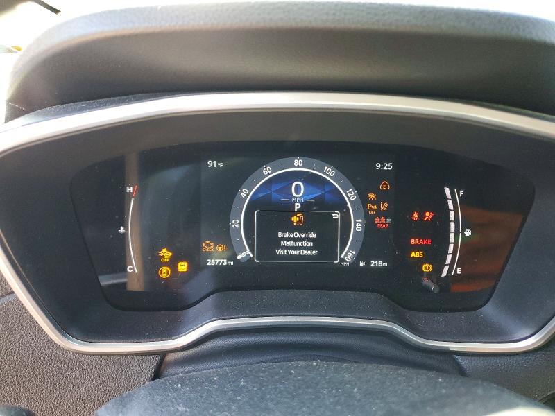 Photo 9 from auction – 2024 TOYOTA COROLLA CROSS with VIN 7MUDAABG0RV083461