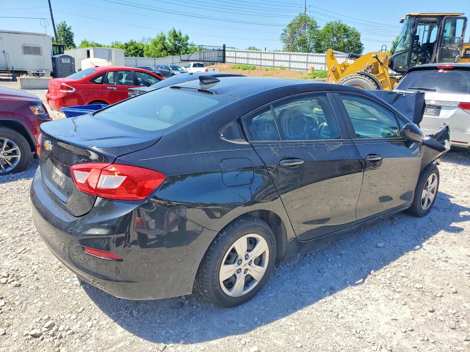 Photo 3 from auction – 2017 CHEVROLET CRUZE with VIN 1G1BC5SM6H7252246