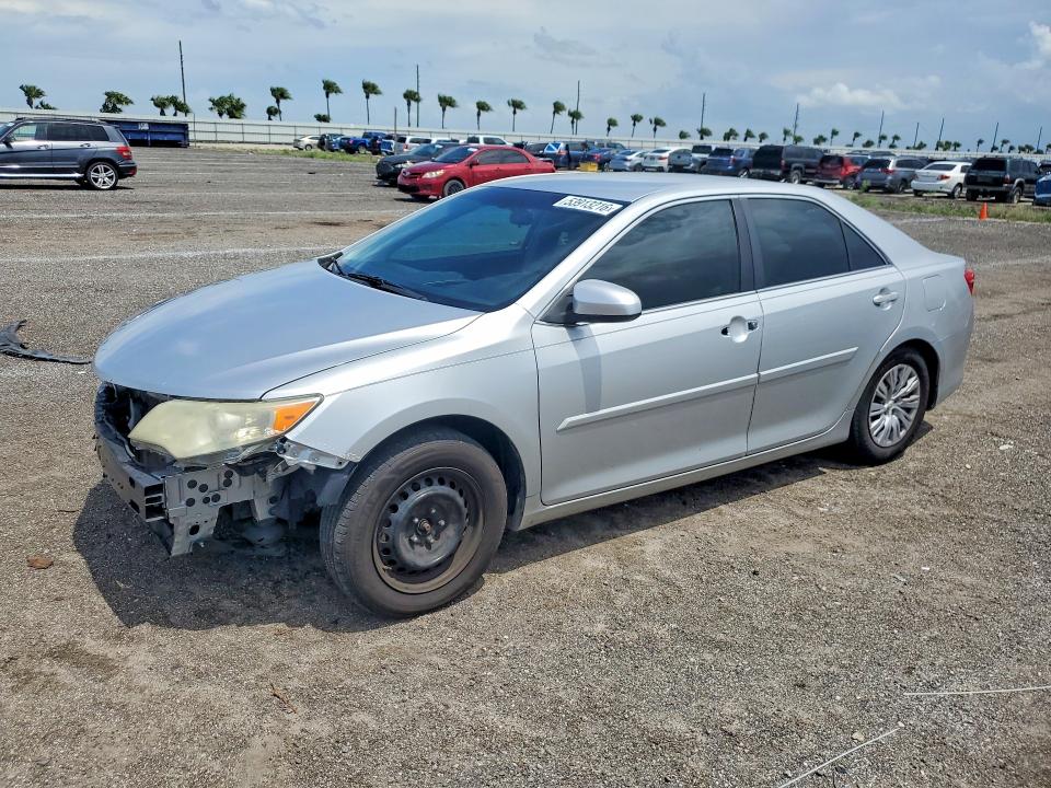 TOYOTA CAMRY 2014 z numerem VIN 4T4BF1FK4ER357396 - Zdjęcie z aukcji